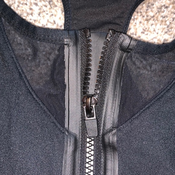 Fabletics Emmy II Sportsbra - Picture 3 of 6